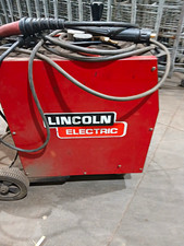 Lincoln Electric Compact 185 MIG Welder Wire Feed with MIG Torch & Gas Regulator