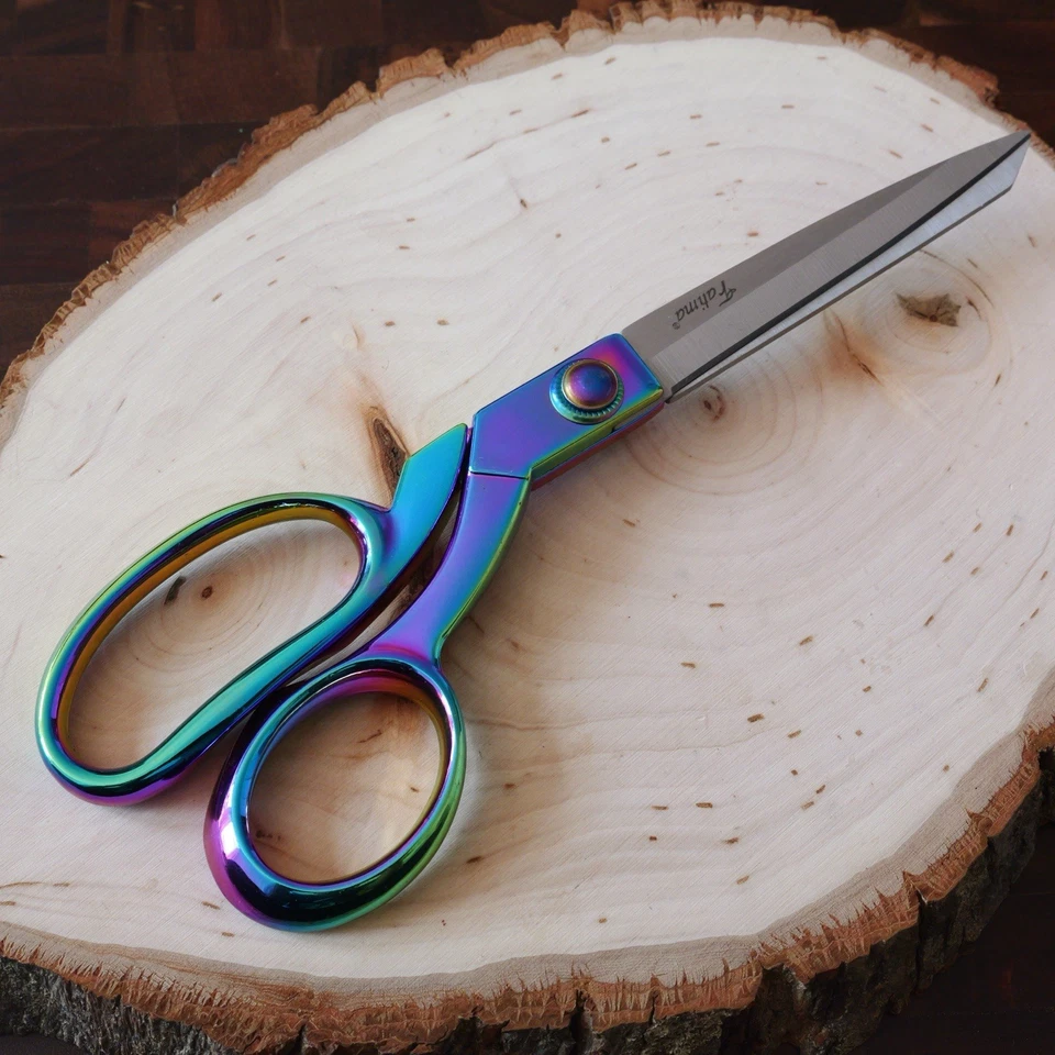 8.5” Tailor Scissors High Quality Sharp All Metal Titanium Coated Handle - Image 3 of 3