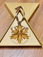 Swarovski 2014 Annual Snowflake Star Crystal Pendant Color of champagne
