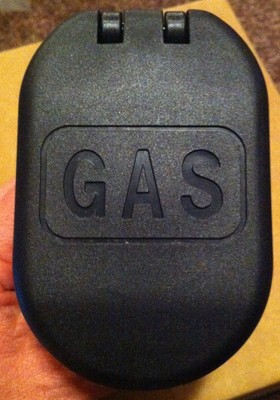 BOAT FUEL/GAS FILL FITTING W/ PLASTIC CAP AND ANGLED 