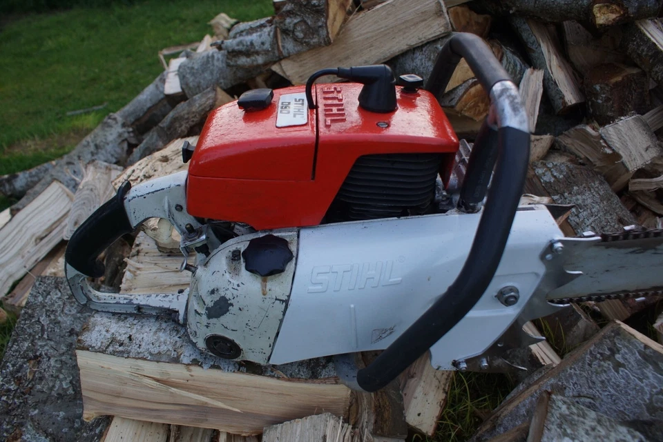Stihl 090 Chainsaw Power Head. (1968 - 1985). Rated 137cc. Biggest saw in world. - Image 3 of 4
