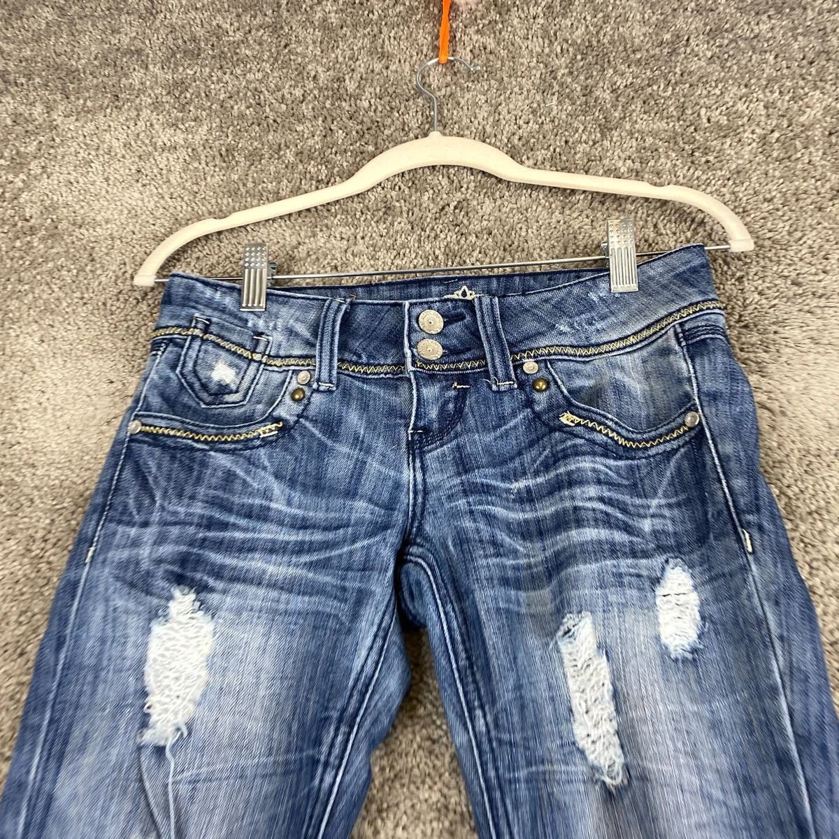 Almost famous store capri jeans