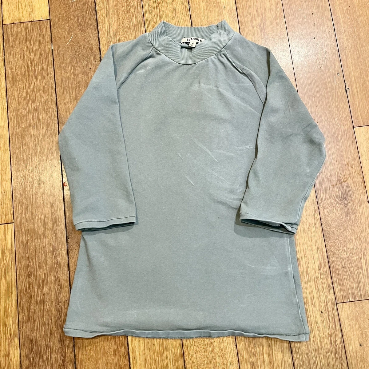 Yeezy shirt hotsell womens