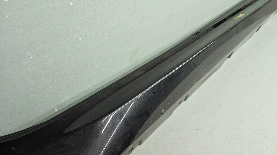 Panel basculante faldón lateral derecho pasajero BMW F06 640i Gran Coupé 12-18 negro OEM Foto 3 de 4