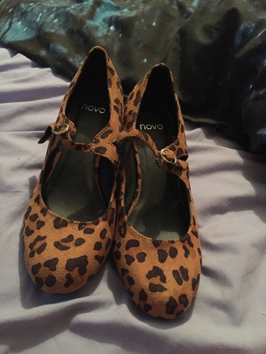 NOVO Leopard Print wedge heels size 