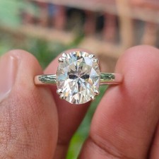 3Ct Oval Certified White Diamond Solitire Ring No Tariff.
