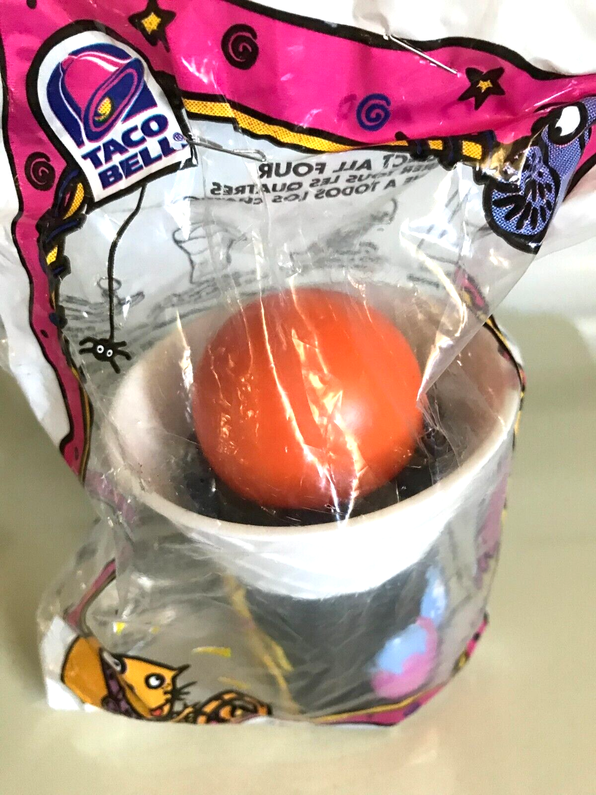 1997 Taco Bell Nacho and Dog - Pop And Catch Basketball  - Kids Meal Toy NIP