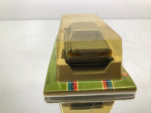 CHINA 2092 BMW E32 7 SERIES - PULLBACK -SILVER 1:43? rare- GOOD IN BLISTER- 323 - Picture 3 of 7