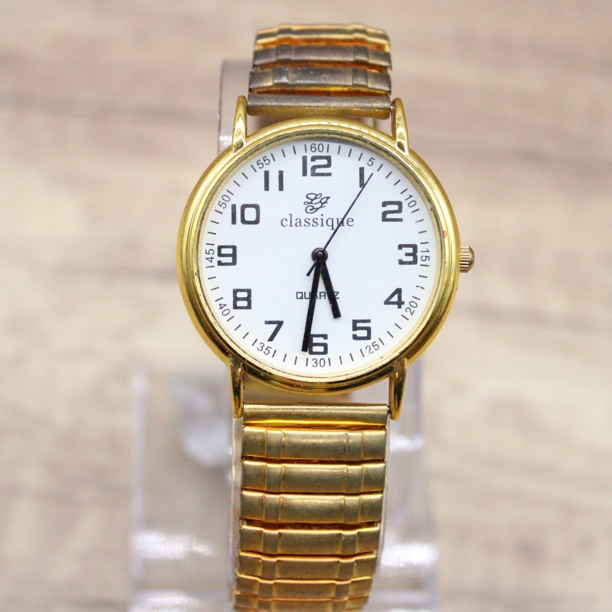 Hamilton Blair Gold Filled Watch Circa 1954 Blair Men\'s Gold and Blue Watch display picture 1