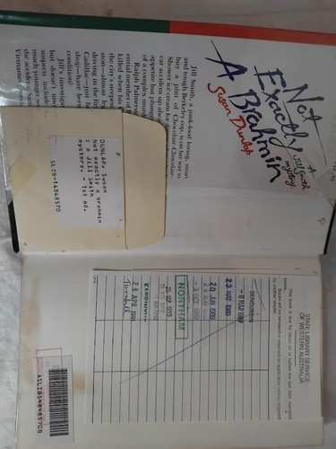 Libro de tapa dura Not Exactly A Brahmin de Susan Dunlop - Imagen 3 de 3