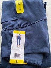 NWT Jockey Ladies' Cropped Slit Flare Activewear Yoga Pants, Dark Navy, Size S