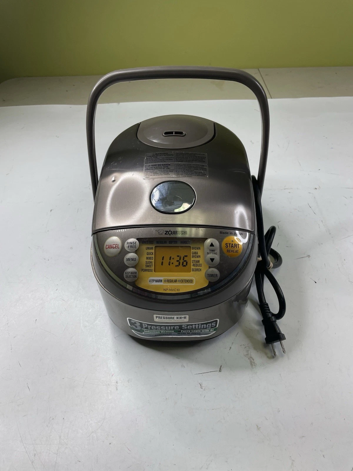 Zojirushi Pressure Rice Cooker & Warmer NP-NVC10 Made In Japan