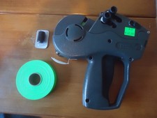 Monarch Avery Dennison 1136 (2 Line) Price Tagging Gun TESTED w/ Ink & Labels