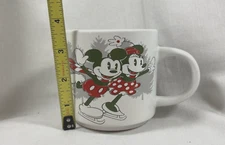 DISNEY MICKEY MINNIE CAN'T WAIT TIL CHRISTMAS GREEN RED COFFE CUP MUG SKATING