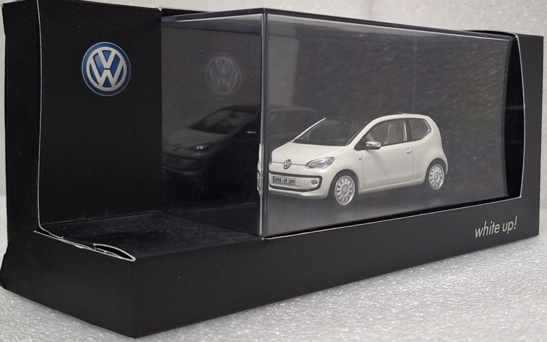 Volkswagen VW Up! 5-Door 2012 White Met 1:43 Schuco 1S40993000K1