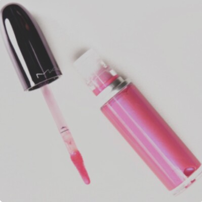 MAC~Grand Illusion Liquid Lipstick~SUGAR POPPY~Cool Pink Pearl~RARE!  GLOBAL!