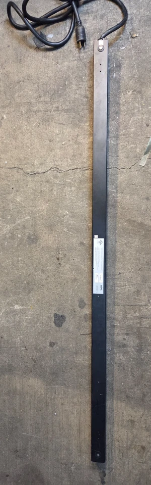 Lot of 2 APC-AP7832 Metered Server Rack PDU 120V 16A 24 Outlets power strip - Image 4 of 4