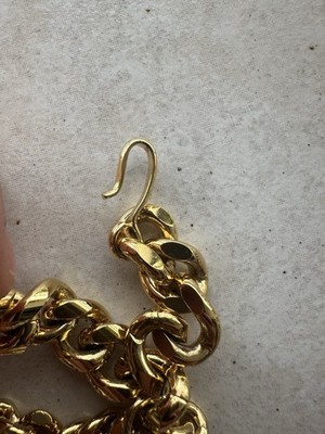 Vintage 80s Elizabeth Arden Gold Tone Cuban Link Chain Charm 