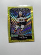 O-Pee-Chee 2022-23 Neon Yellow Surge Marquee Rookie Hunter Drew #214 Ducks