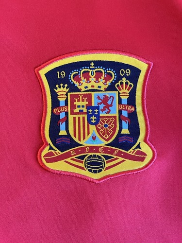 Andres Iniesta #6 Spain 2010 Final Jersey XL Soccer Football Retro X Large - Picture 4 of 9