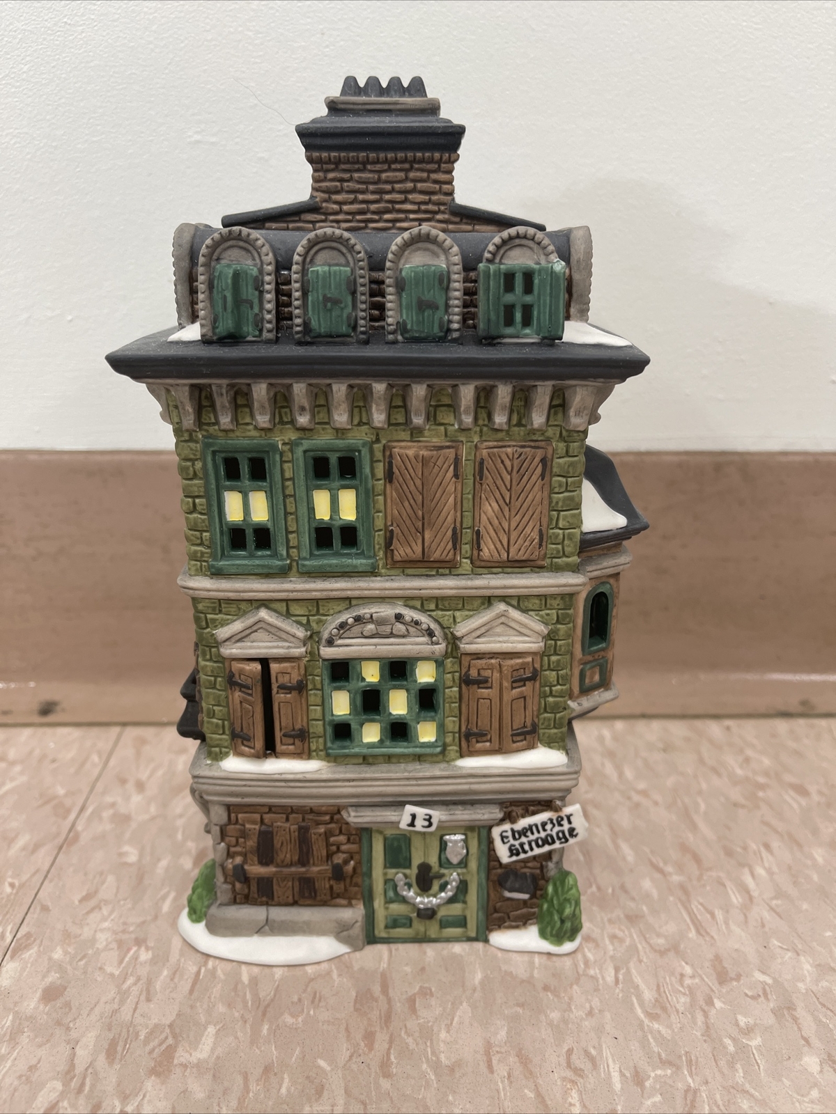 Click here to see eBay Auction