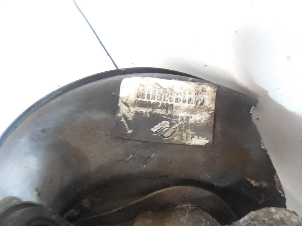 01-09 Volvo S60 2,4 L L5 2x2 tracción delantera sedán eje trasero izquierdo buje nudillo Foto 2 de 4