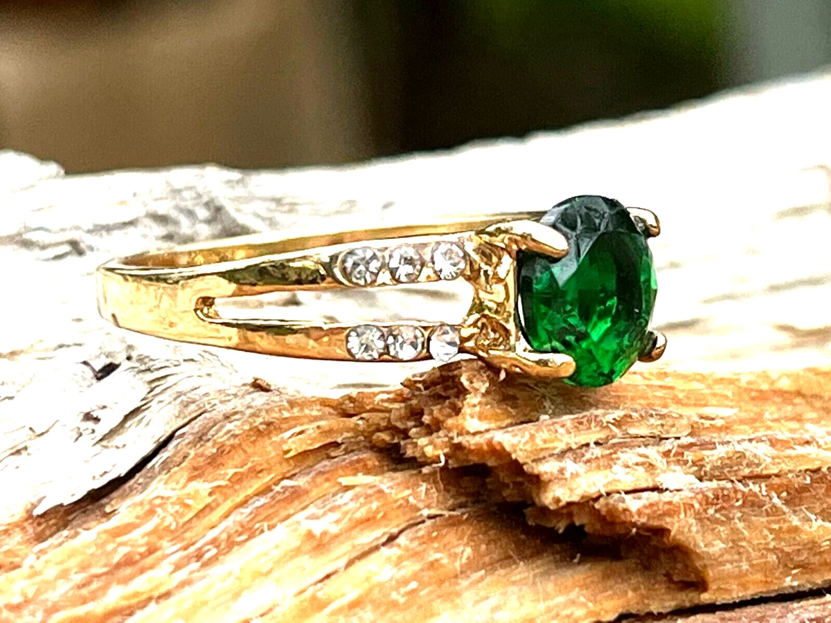 Green zircon ring sale