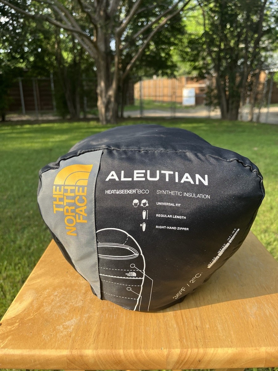 The North Face Aleutian Heat Seeker Synthetic Sleeping Bag 35 F