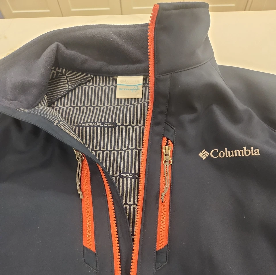 Columbia Blue  Thermal Coil Softshell Mens  Jacket XL - Image 2 of 4