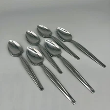 6 Wm Rogers Co CONCEPT Grapefruit Fruit Spoons Serrated Stainless Steel 6”