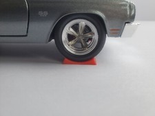 16x Chocks Tire Stands Cradles 124 118 Scale Diecast Model Car Truck Garage