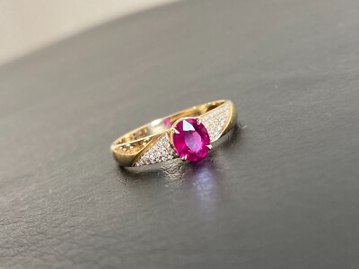 18 Karat Gold ovaler Rubin Diamant Ring Größe 6,5