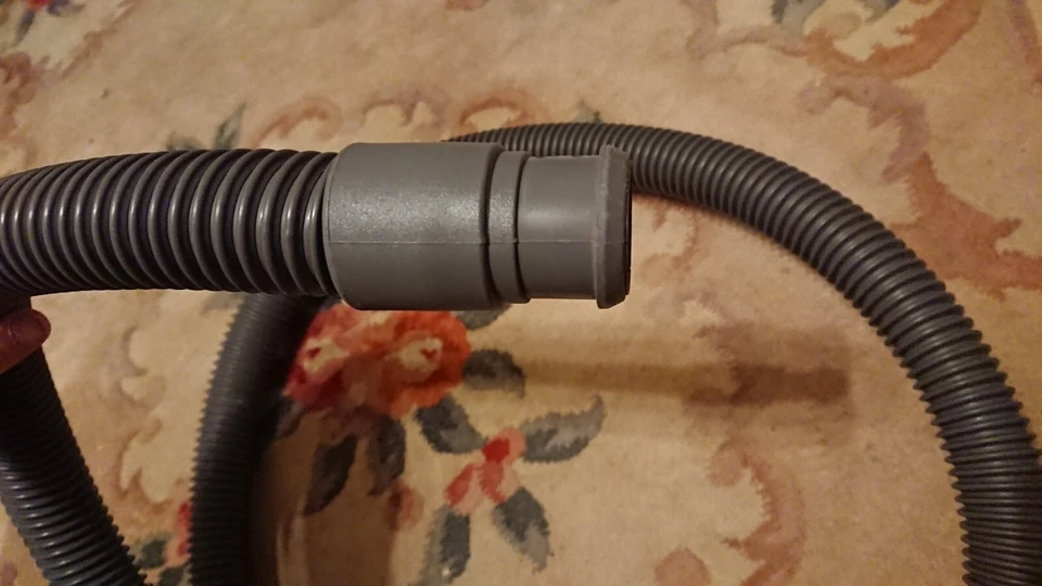 KIRBY VACUUM CLEANER FLEXIBLE HOSE ONLY. USED BUT GOOD. NO HOSE END FITTINGS!! - Image 4 of 4