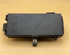 Dodge RAM 1500 2500 3500 Fuse Box Relay Block Body Module BCM TIPM 2006 56049889