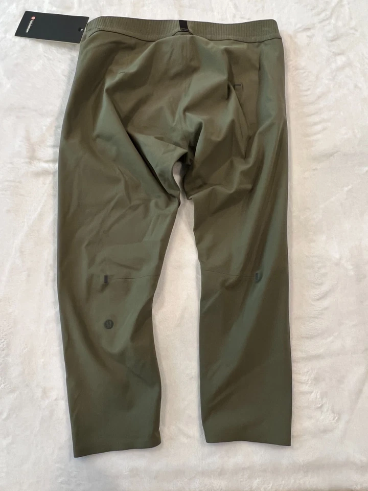 Lululemon License to Train Tight 21" Men's Size M MEOL Luxtreme Tight FiT - Image 2 of 4