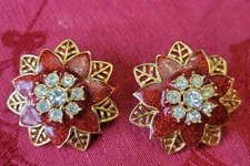 Avon Poinsettia Earrings Red Sparkle Enamel Rhinestone Holiday Floral Vintage