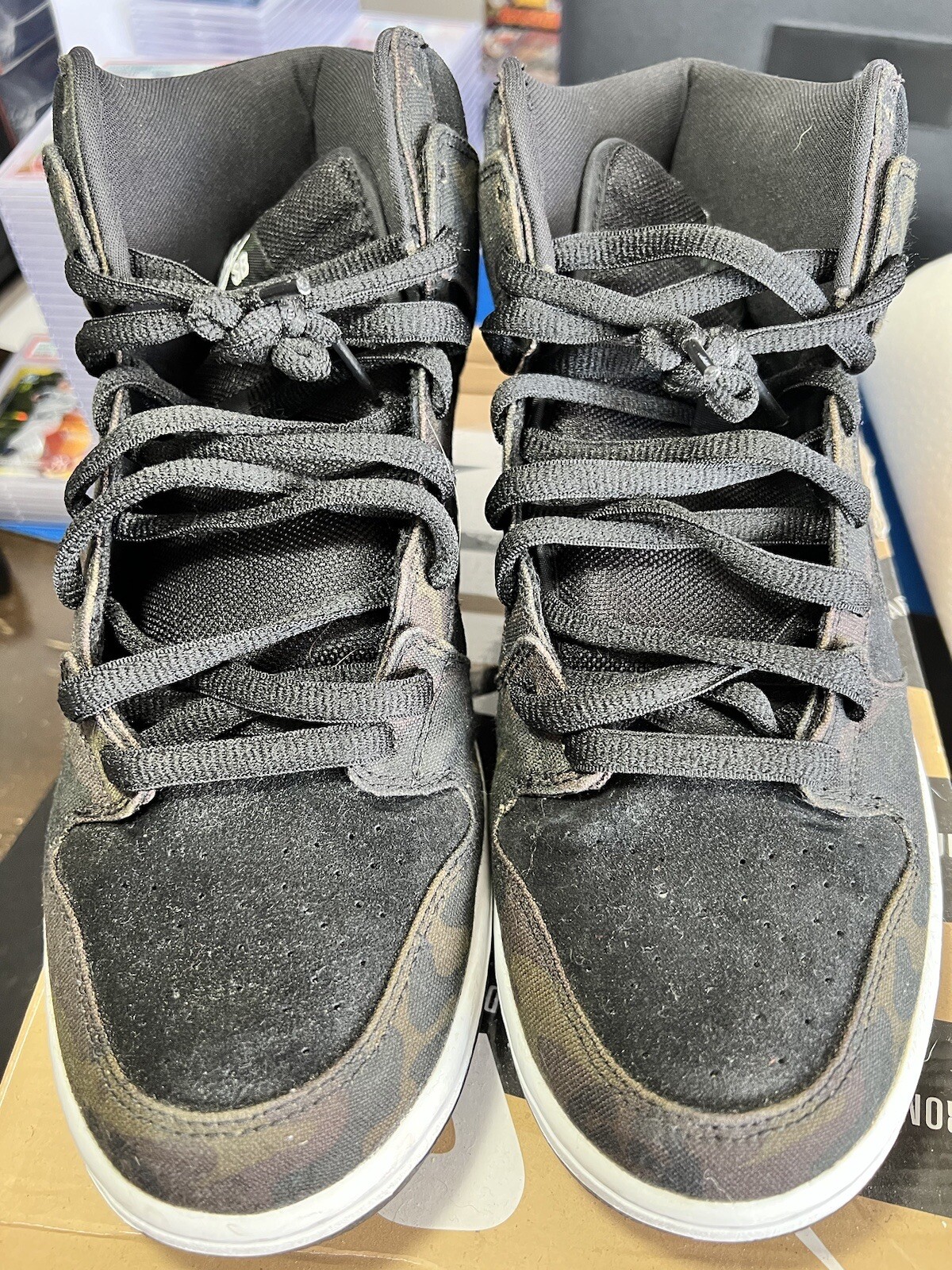 Size 11.5 - Nike SB Dunk High Pro Iguana Camo