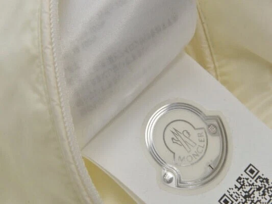 MONCLER CHABERTON Piumino Cappuccio Montagna Bianco Taglia 0 (F20911A56100)