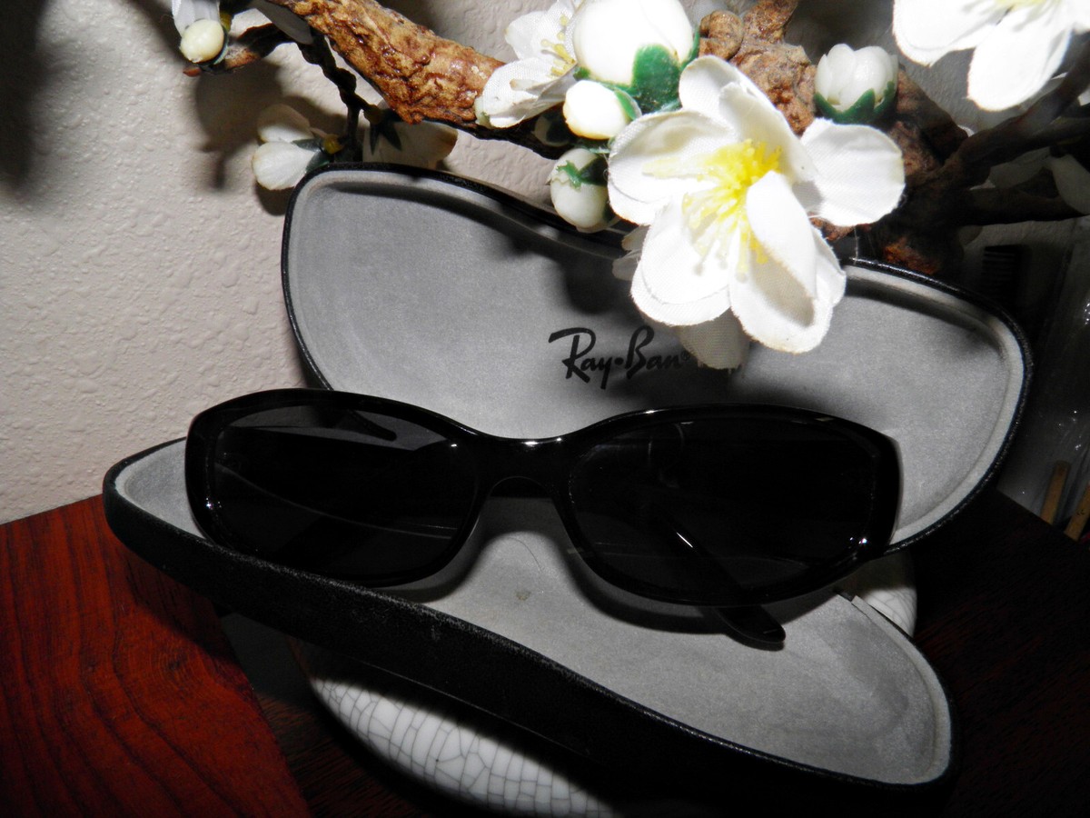Vintage Ray Ban Bausch & Lomb Sunglasses RB4043 601 W/CASE 100
