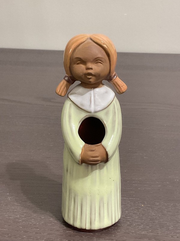 Vintage Goebel Terracotta Girl Bud Vase Signed VF 27 1968,EXCELLENT COND W.GERMA