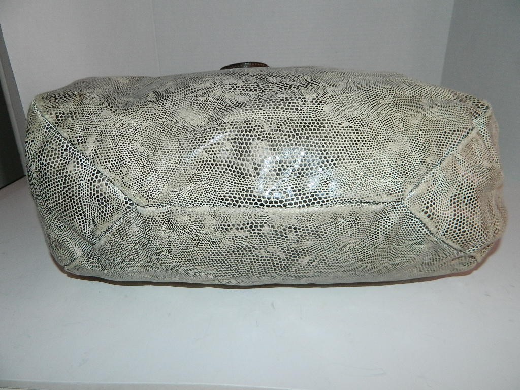 TUMI VOYAGEUR LARGE TOTE METALLIC PYTHON/SNAKESKI… - image 7