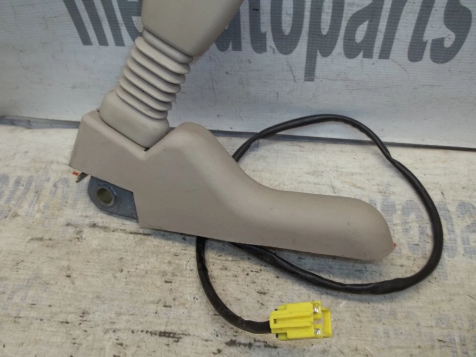 00-05 Cadillac Deville lado derecho pasajero cinturón de seguridad delantero hebilla pestillo OEM Foto 4 de 4