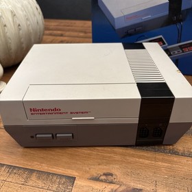 Nintendo NES Console Challenge Set con 4 giochi - Super Mario Dr Mario Rampage