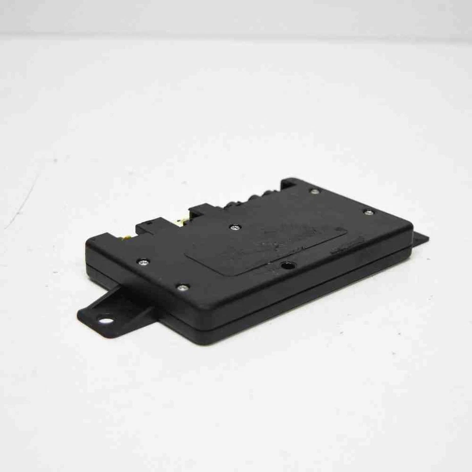 AUDI A6 Avant 4B5, C5 Antennenverstärker NERA OEM 1.9 Diesel 96kw 2002 2556274 - Изображение 2 из 4