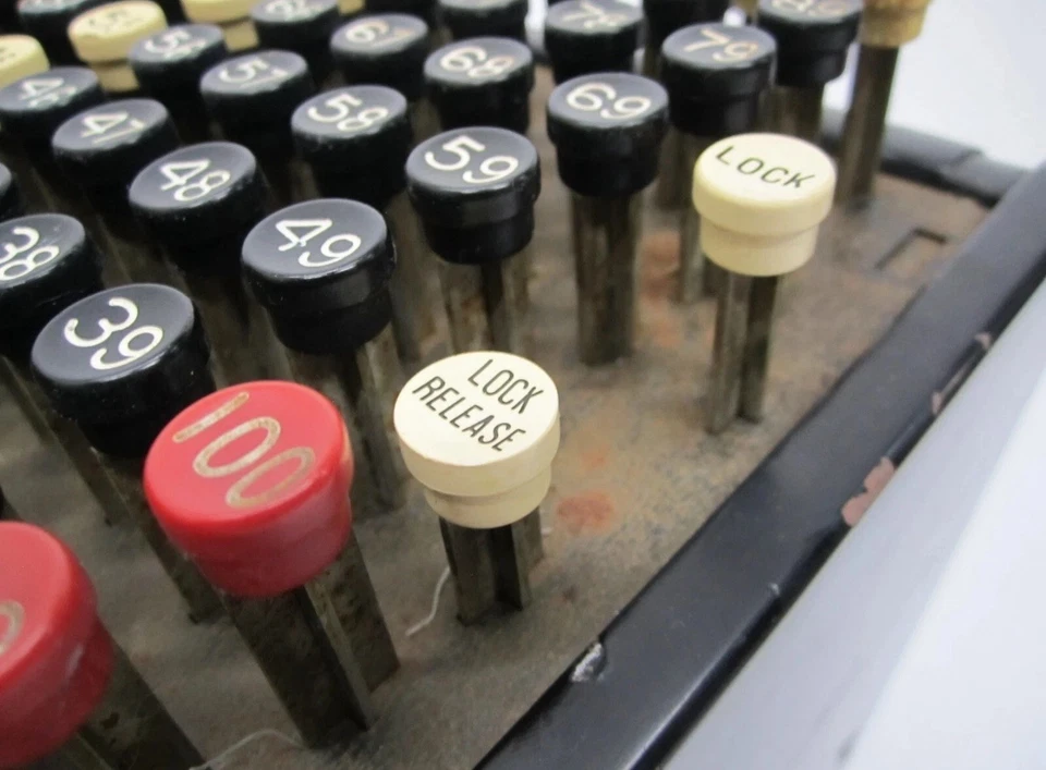 Contador de monedas de cambio de cajero automático Brandt antiguo muy genial Foto 3 de 3