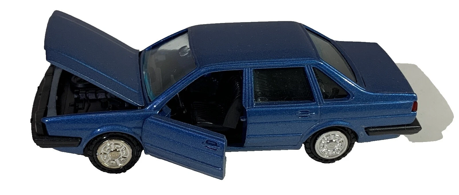 Литые модели и игрушечные транспортные средства Conrad Volkswagen