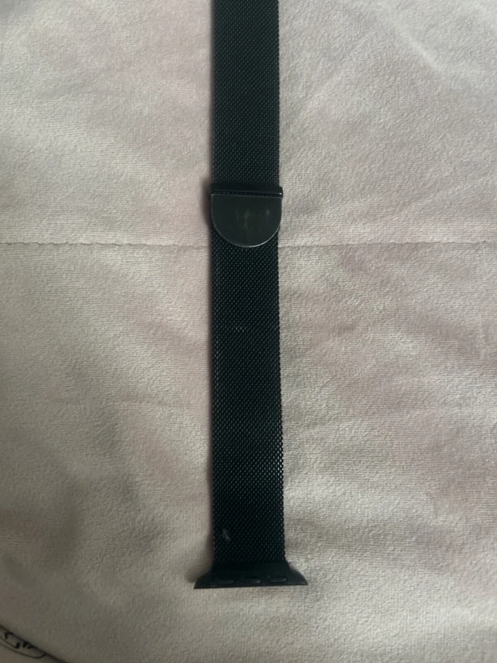 Apple Watch SE 40mm Space Grey Aluminum Case with Black Metal Band - GPS/CELL, photo 3 of 4