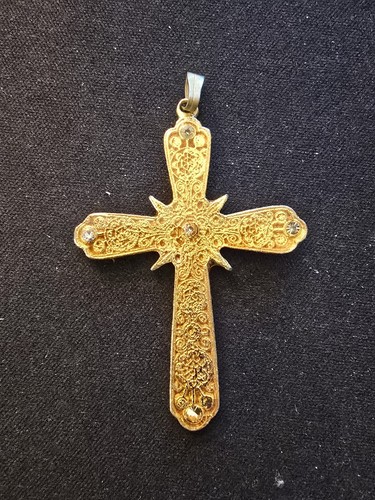 Vintage Musei Vaticani Edizioni Gold Tone Cross Pendant Crucifix Catholic Italy