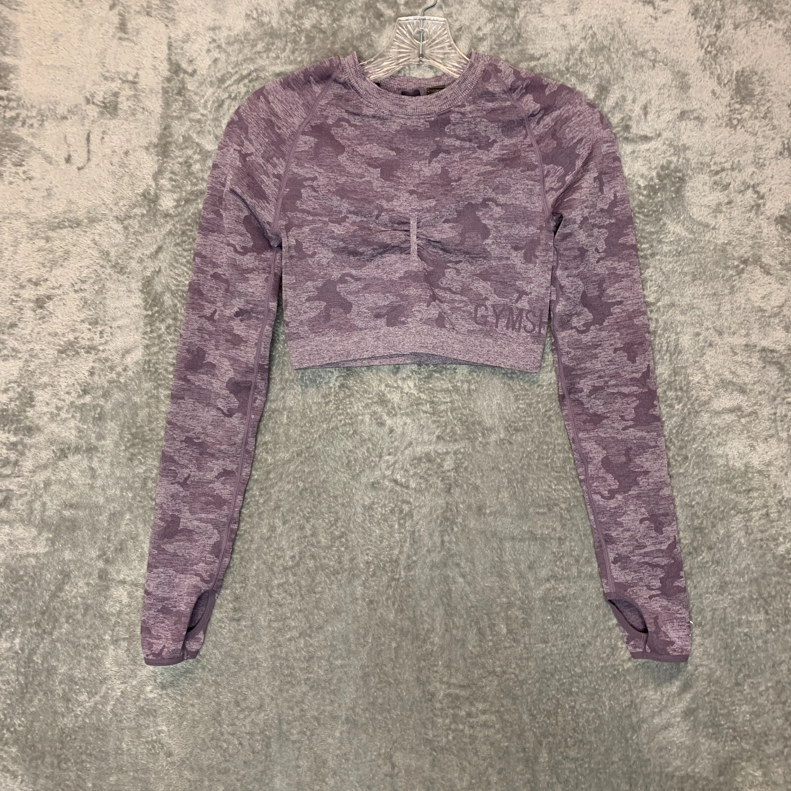 gymshark adapt camo seamless long sleeve crop jacquard cutout shirt