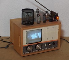 Vintage Retro Design Röhrenfernseher Elektronenröhren EM84